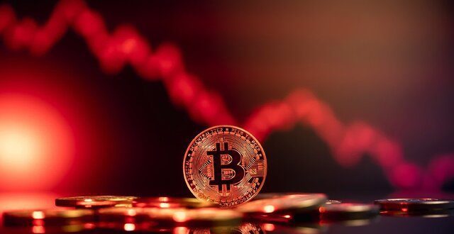 سقوط بیت‌کوین و اتریوم