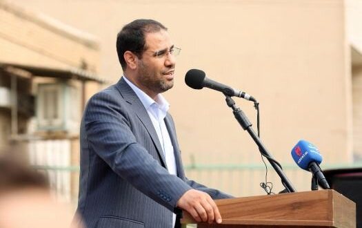 بهترین معلمان را به مدارس دولتی می‌فرستیم