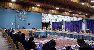 نگاه واقع‌گرایانه به آسیب‌های اجتماعی داشته باشید