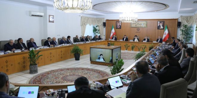 ماموریت به تیم اقتصادی دولت برای رفع موانع مالی صنایع