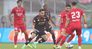 چرا شانس قهرمانی پرسپولیس بیشتر از استقلال است؟