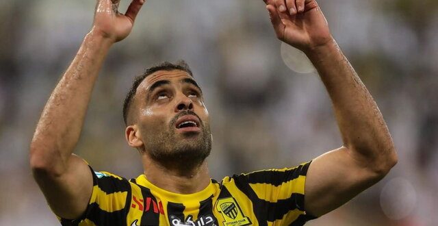 حمدالله راهی پرسپولیس می‌شود؟