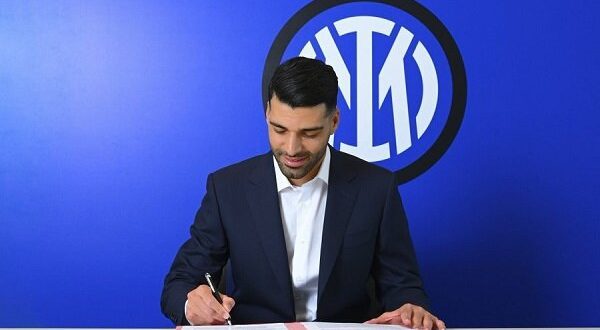 مهدی طارمی رسما به تیم فوتبال اینتر ایتالیا پیوست