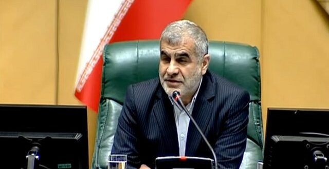 مجلس بنا ندارد قیمت بنزین را افزایش دهد