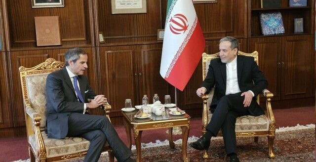 رایزنی گروسی با عراقچی در تهران