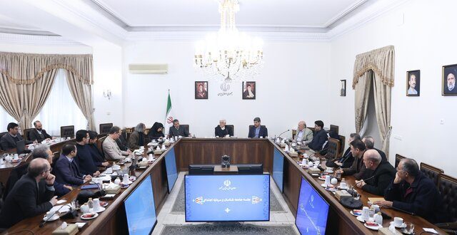 دنبال درمان ریشه‌ای اقتصاد کشور هستیم