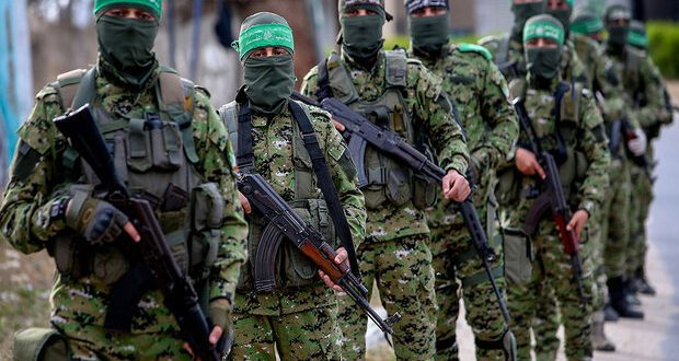 گردان‌های قسام اسرای صهیونیست را به تیم صلیب سرخ جهانی تحویل دادند