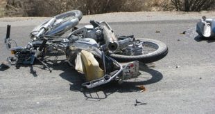برخورد ۲ دستگاه موتور سیکلت راکبین آن را به کام‌ مرگ کشاند