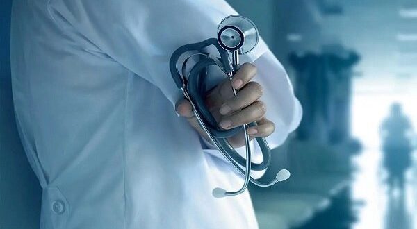 امروز یک پرستار به جای سه نفر کار می کند