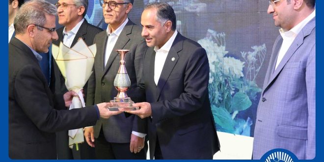 بانک تجارت در خدمت پیشرفت اقتصاد کشور است