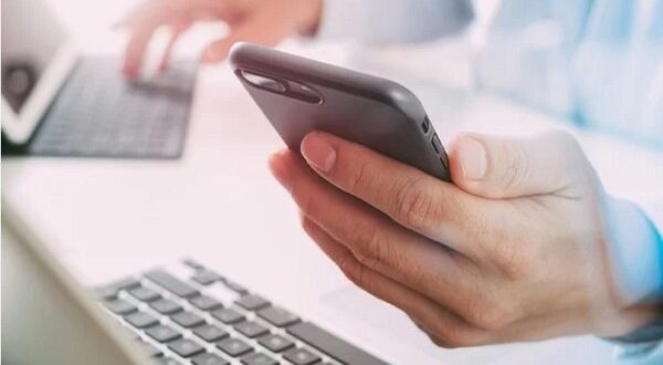 افزایش خطر نزدیک‌بینی با خیره شدن به صفحه نمایش