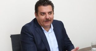 کاهش ارزش دلاری و تعادل بازار خودرو در سال آینده