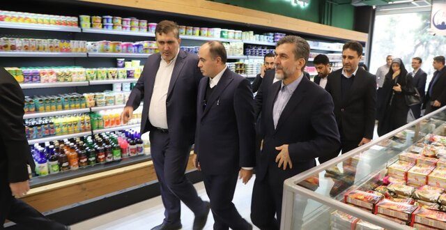 در تأمین کالاهای اساسی کمبودی نداریم