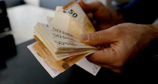 نرخ ارز تعدیل شد؛ قیمت کالاها کاهش می‌یابد؟