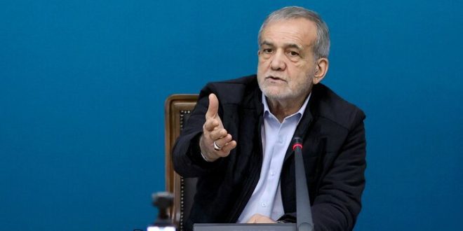 نخبه کسی است که مشکلات جامعه را حل کند