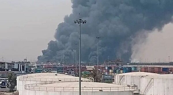 اطفای حریق با همه امکانات در حال انجام است
