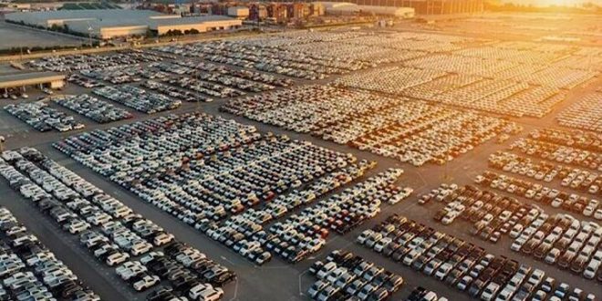 سکوت سنگین در بازار خودرو؛ قیمت‌ها در سراشیبی