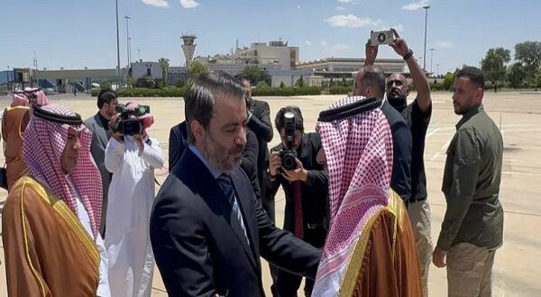 بن فرحان وارد دمشق شد