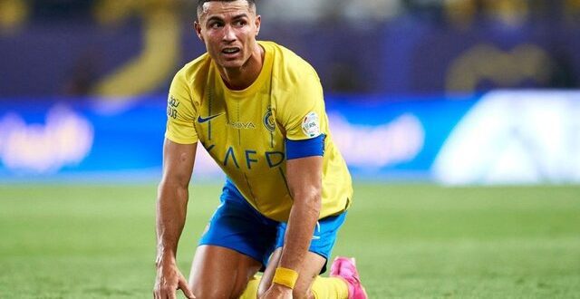 رونالدو به جدایی از النصر فکر می‌کند