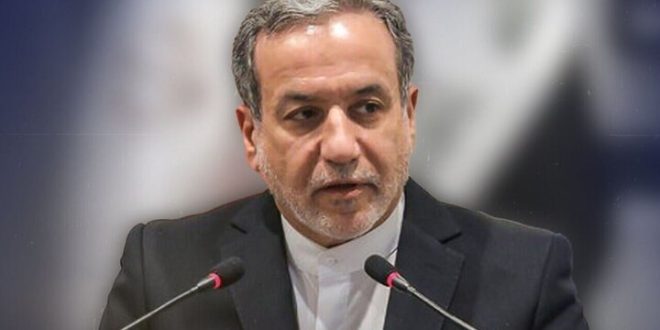 وزیر خارجه جمهوری اسلامی ایران با تاکید بر این که «هیچ مانعی برای توسعه روابط با مصر و عجله‌ای برای تبادل سفرا با این کشور نداریم» از دیدارش با مدیرکل آژانس بین‌المللی انرژی اتمی در قاهره خبر داد و تاکید کرد که به‌زودی به آمریکا پاسخ مناسب می‌دهیم.