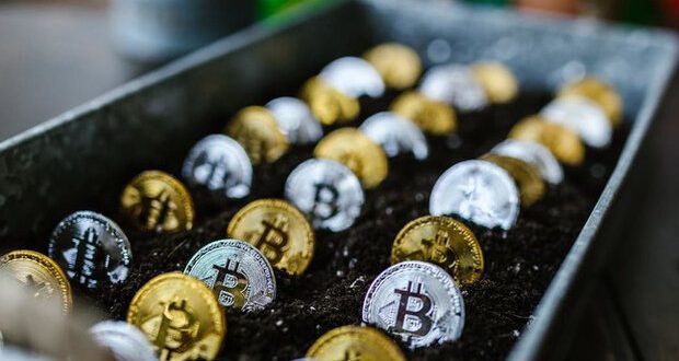 بیت کوین ۵ درصد ریخت