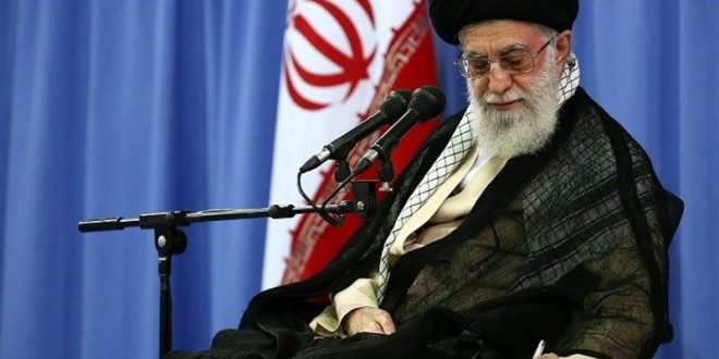 احمدیان و شمخانی به عنوان نمایندگان رهبری در شورای دفاع منصوب شدند