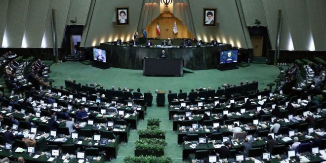 عراقچی مسیر دیپلماسی را با شجاعت طی می‌کند/ انتقاد از طرح استیضاح وزیر نیرو