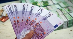 دلار و درهم ثابت ماند؛ یورو ارزان شد