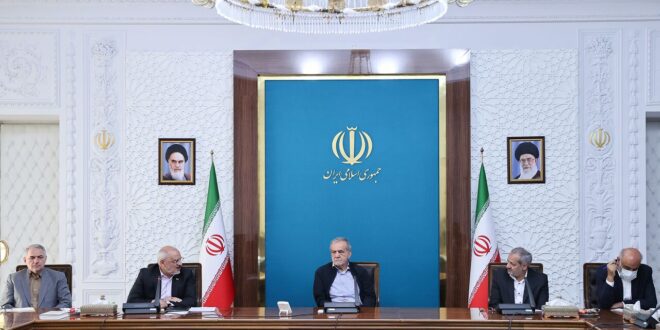 آموزش باید با نیاز بازار کار هماهنگ باشد
