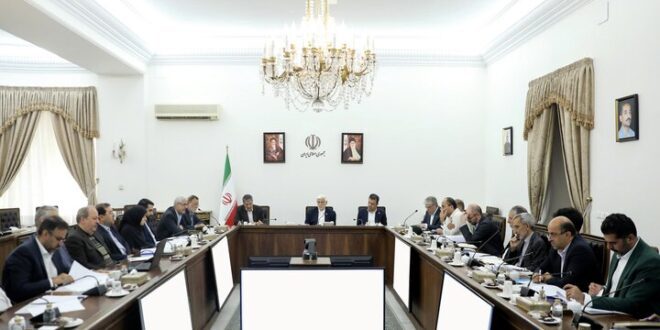 طبق سند چشم انداز تا سال آینده عقب افتادگی‌های علمی جبران می‌شود