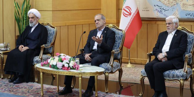 همگرایی شعار جهانی است اما واقعیت، یک‌جانبه‌گرایی و ظلم است