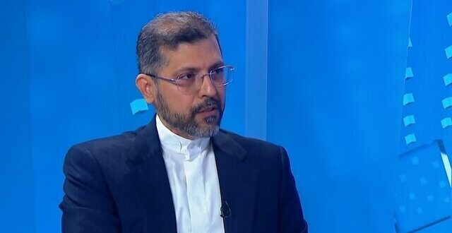 به دیپلماسی در زمان مناسب نگاه میکنیم