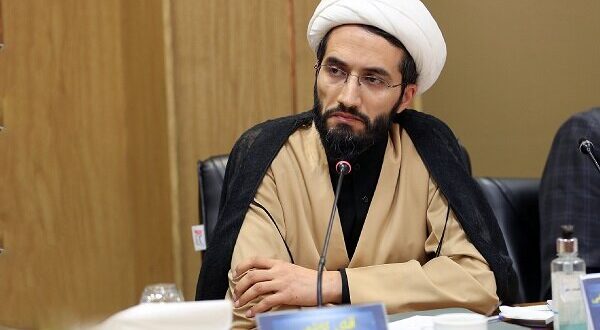 مدرسه؛ محل آغاز سواد سیاسی مسئولانه