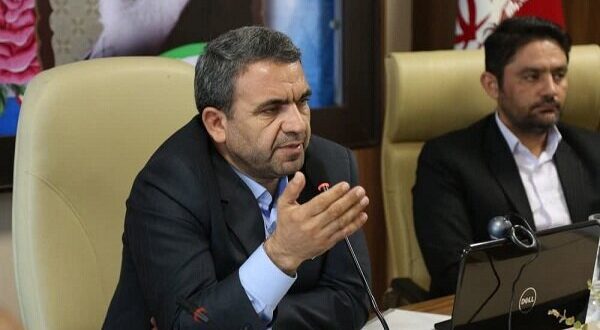 هیچ مدرسه غیر دولتی حق خروج از ساختار تعلیم و تربیت رسمی را ندارد