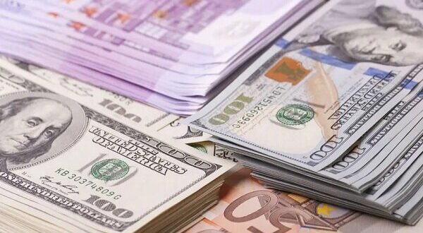 افت دلار توافقی به ۷۲ هزار و ۶۵۱ تومان