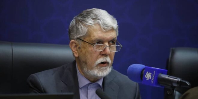 فارس می‌تواند پرچمدار همگرایی ایرانیت و اسلامیت باشد