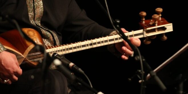 «هم‌نواز» چهارم منتشر شد؛ شنیدن ۳۰ قطعه از استاد موسیقی