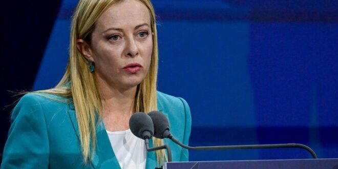 اروپا باید مستقل باشد و بتواند از خود دفاع کند