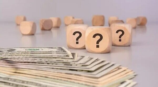 قیمت دلار و یورو رسما بالا رفت