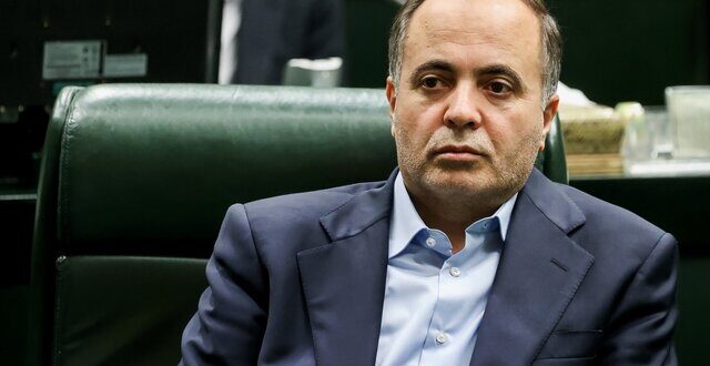 اصلاح قیمت سوخت تاثیری بر قیمت کالاهای اساسی ندارد