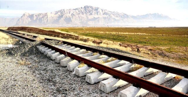 درآمد سالانه ۸ میلیارد دلاری ایران در کدام ایستگاه مانده است؟