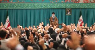 اسلام بر رعایت کامل احترام زن تأکید دارد