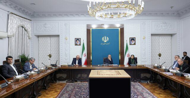 مهم‌ترین اولویت ما در بخش حمل‌ونقل، توسعه ناوگان عمومی و تکمیل کریدورهای ریلی است