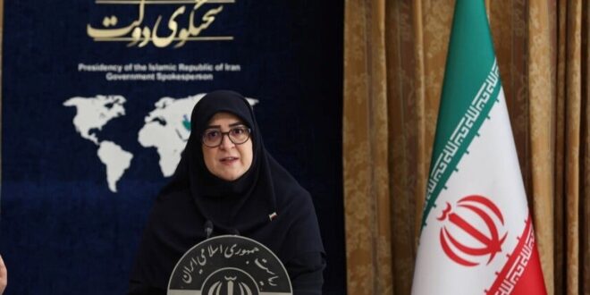 دولت حتی صداهای تند را با صبوری می‌شنود