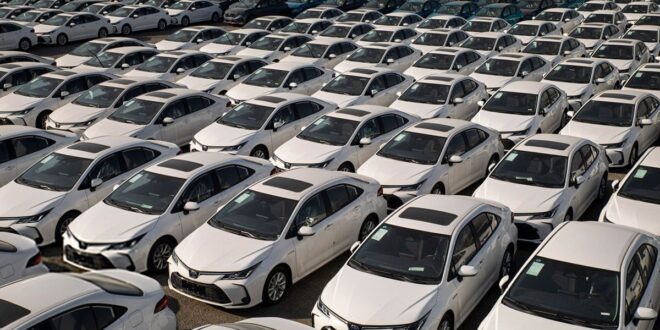 بازنگری در تعرفه واردات خودرو منجر به کاهش شکاف قیمتی خودروهای مونتاژی می‌شود؟