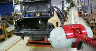 اجرای طرح رایگان دوگانه‌سوز کردن خودروها؛ مردم راضی‌اند؟