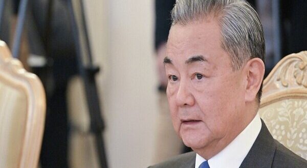 با حاکم شدن قانون جنگل بر نظام بین‌الملل مقابله می‌کنیم