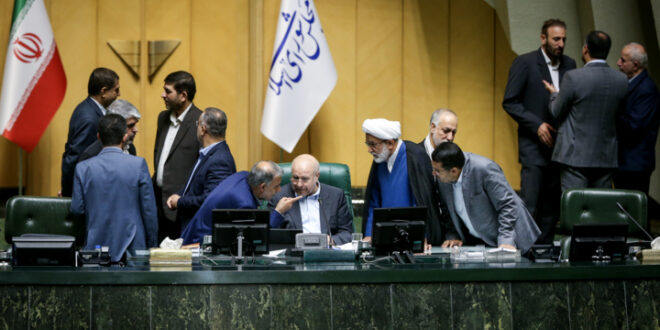 سقف معافیت مالیات بر درآمد ۴۰ میلیون تومان شد