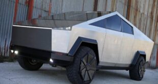 تلاش تسلا برای حفظ بازار با ارائه سایبر تراک ارزان قیمت