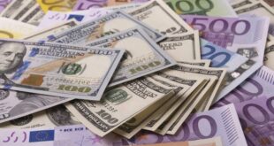 رشد قیمت دلار و یورو در بازار رسمی کشور